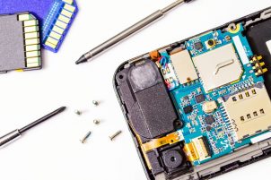 Где выучиться на специалиста по ремонту сотовых телефонов
