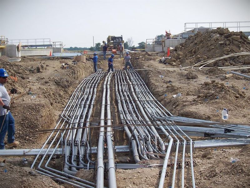 Что изучают в школах электриков, как и где пройти обучение