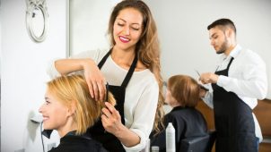 Как закончить курсы обучения парикмахеров на дому?